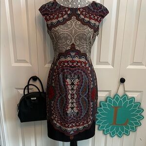 Maggy London Stunning printed Paisley Dress